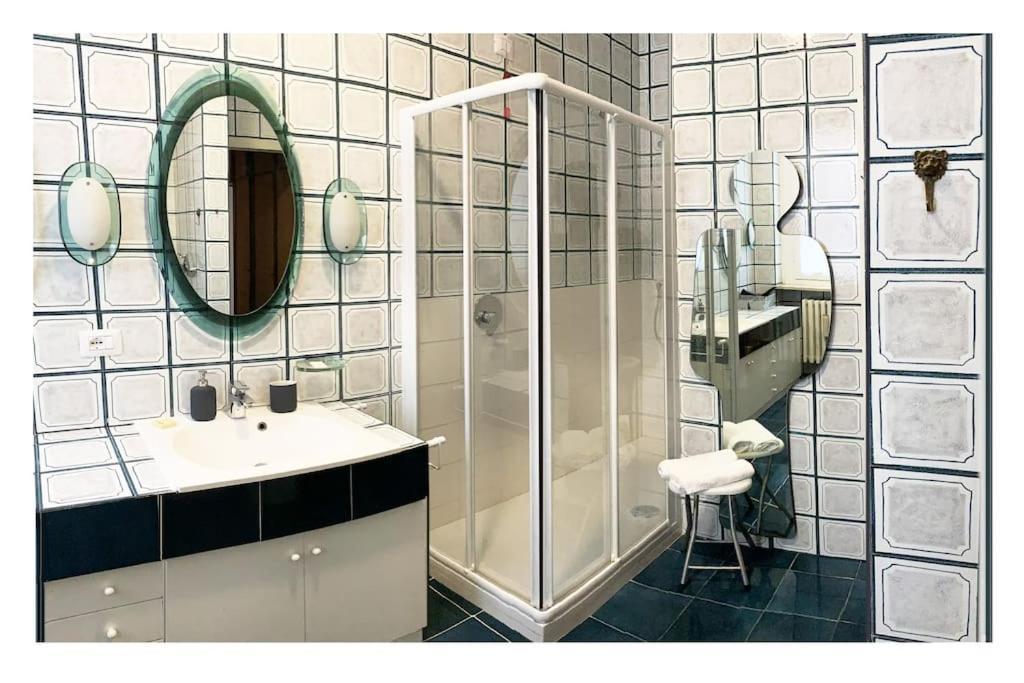 Elegant San Babila ,5 Minutes From Duomo * Mailand